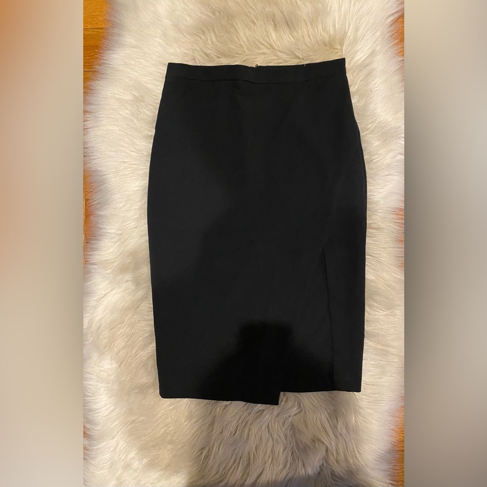 Black pencil skirt with slit